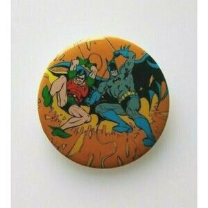 Batman & Robin Pinback Button Badge 1982 Original Licensed Official DC Comics